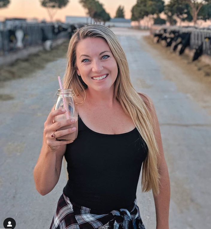 followDiamondV's tweet photo. In today's #MilkFlipCup tournament @marilynhershey takes on @donschindler at 1:00 pm EST. Sponsored by Diamond V, @Cargill, &amp; First Defense Calf Health. Creators of the competition -  @NMMilkMaid, @seejessfarm , @beccahilby , @iddairygirl, and @_becshaww. #DrinkUp 🥛 https://t.co/temD0Ti041