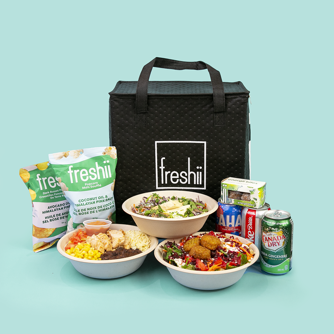 freshii's tweet photo. Everything you need for the perfect summer picnic, including the bag! Order a meal deal for 3 and receive a FREE Freshii cooler bag with your purchase. While supplies last, in-store only. https://t.co/QQSXJ7MQnE ☀️

#picnic #summer #freshii https://t.co/knE1e5tGXW