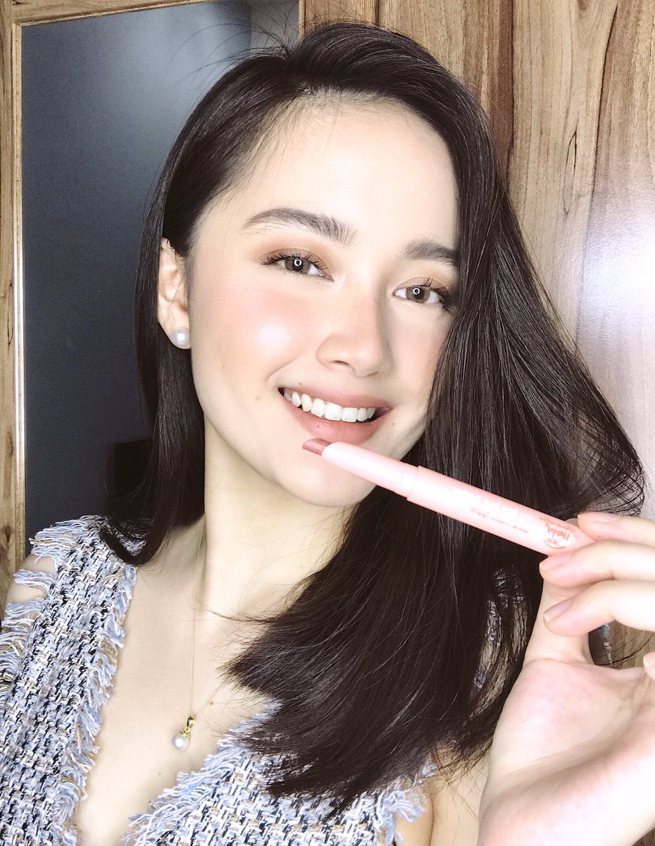 viacarriillo's tweet photo. #HappySkin 🤍✨ https://t.co/9tvnlQfrFe https://t.co/W2MwvahmrQ