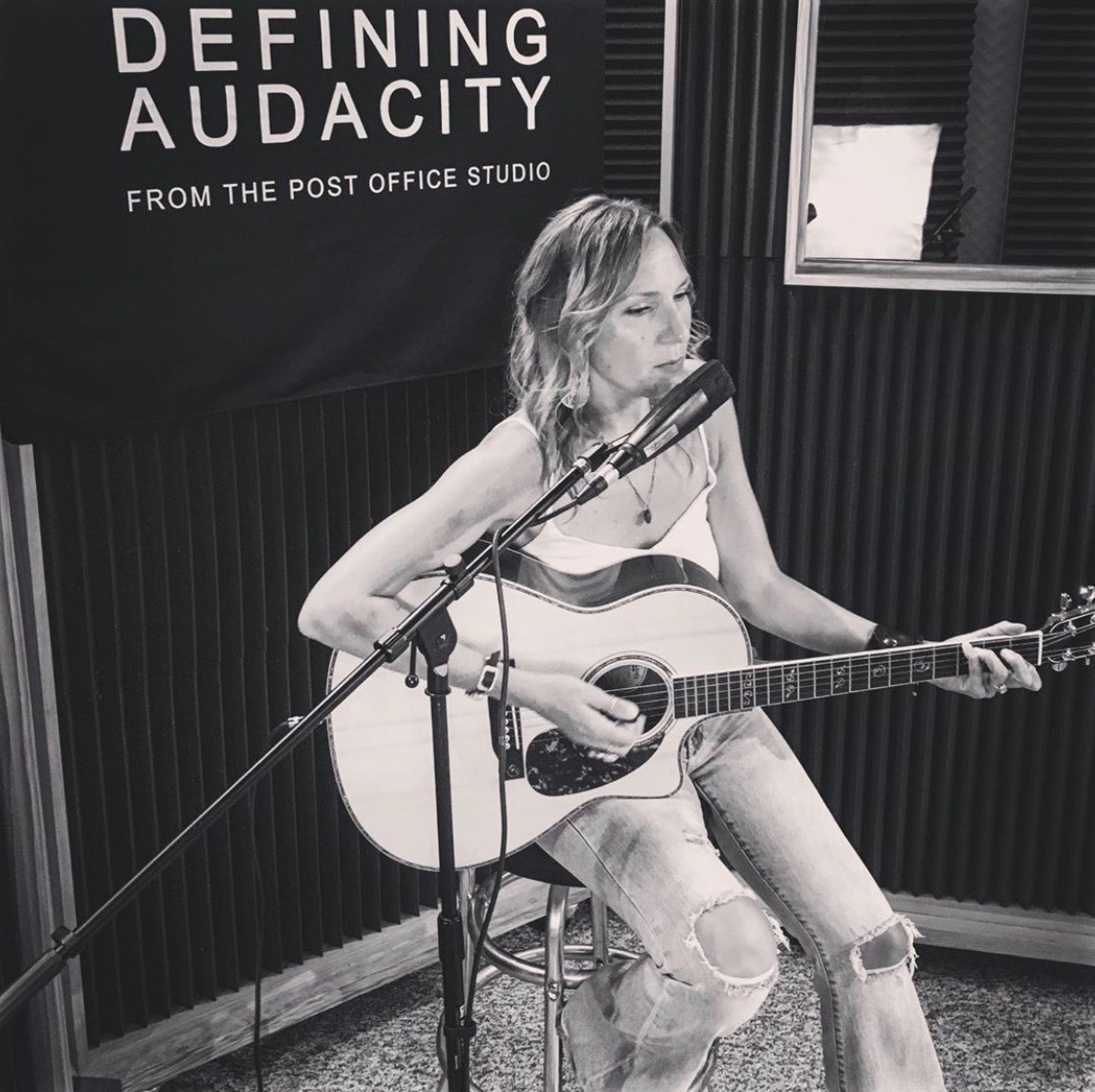 SEASON_AMMONS's tweet photo. My Episode is out!! Many thanks to @drewmyers for having me on his podcast “Road Less Traveled”. Listen wherever you get your podcast- Just Search Road Less Traveled 💫#definingaudacity
#texasmusic #liveonpurpose #powerofstory
#songwriting #supportlivemusic https://t.co/atc5bxsZO8