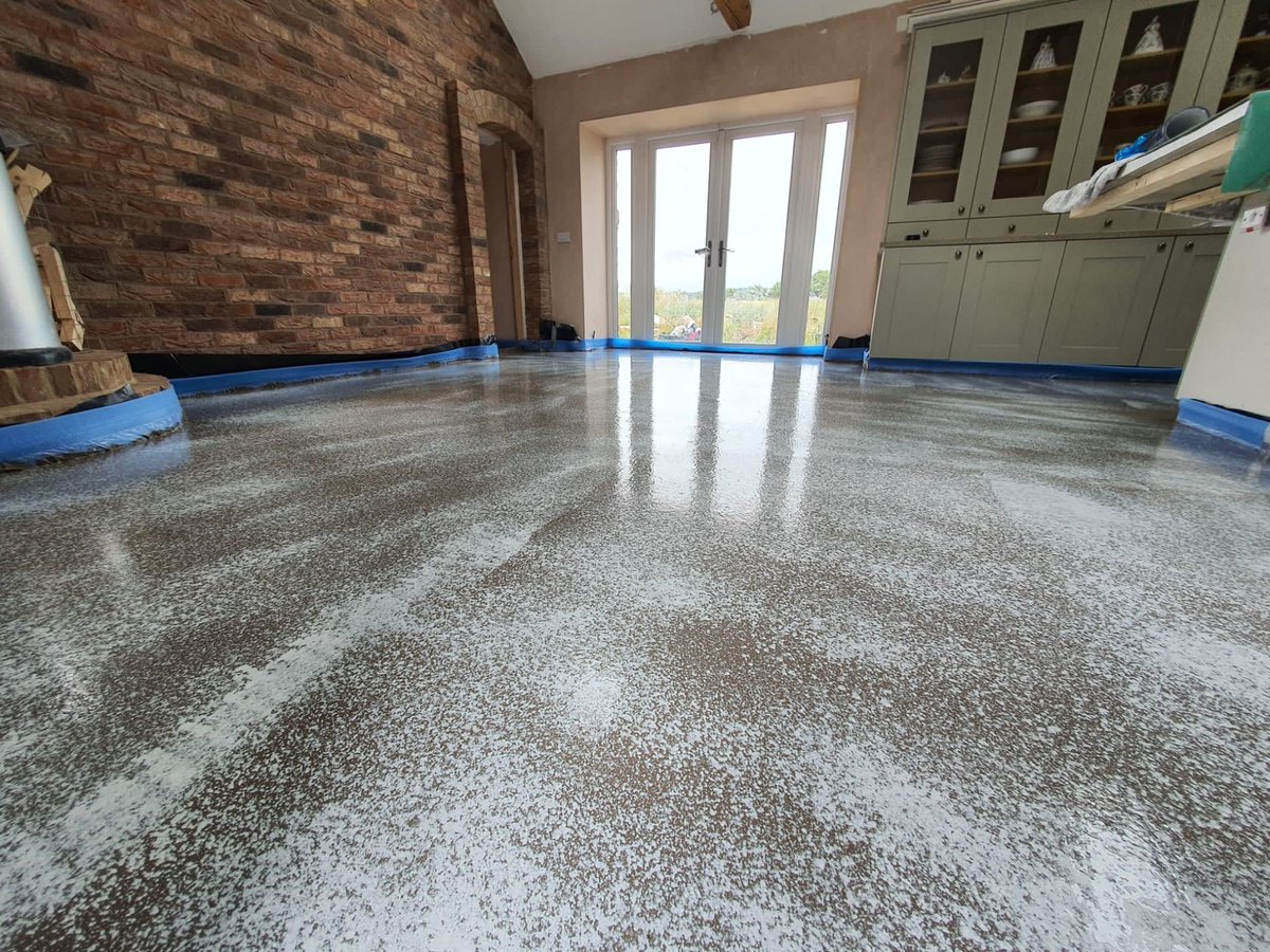 NorthbuildLtd's tweet photo. Retrofit of cemfloor pumped liquid screed for a lovely family in Cumbria today. @northScreed https://t.co/IXoslfhRzy
