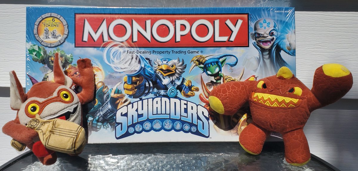 eastretrogamer's tweet photo. Some awesome Skylanders goodness today. #skylanders #skylanderstrapteam #skylanderscollection #skylandersswapforce #skylandersgiants #skylandersacademy #skylandersspyrosadventure #boardgame #boardgames #sealed #skylandersmonopoly #game #games #gamer #gamers #gaming #gaminglife https://t.co/J2GMUe6vai