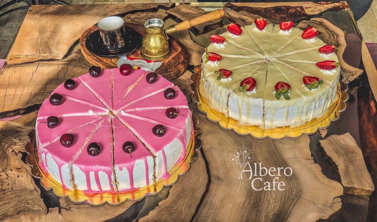 AlberoCafe's tweet photo. عـشـيــتكم فـــــي الـبـيـــــرو 😉♥️
كـــرز كــــيك🍒
كــيكة الفــراولـــه🍓
ايـــس مــوكـــا نـوتـيـــلا♥️
للديـــــلـــــڤـــــري🛵
📞0911891000
كـافـي ومـطعـم 𝐀𝐥𝐛𝐞𝐫𝐨🌲
العنوان : بنغازي _ فويهات الغربيه بلعون مقابل الجامعه الدوليه
📞0911891000 https://t.co/aOFAIoT4Cz