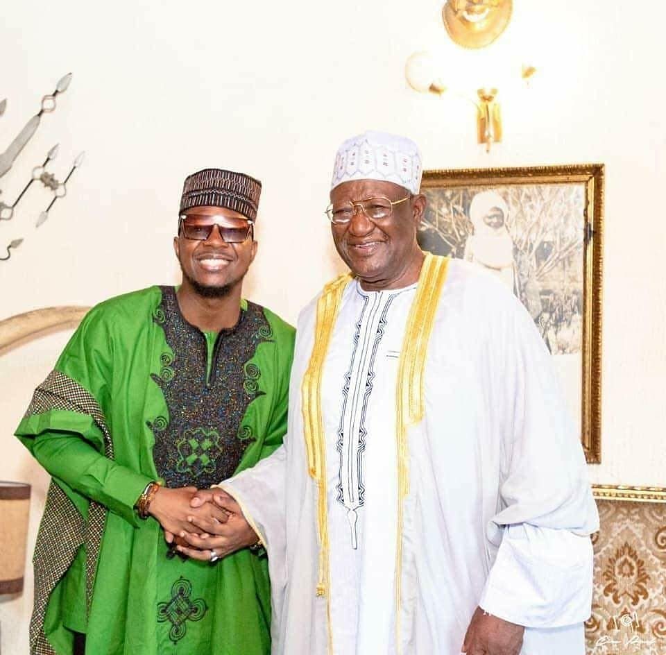 MBlog237's tweet photo. @StanleyEnow was received by Cameroonian senator and ruler of the Bamun people Ibrahim Mbombo Njoya last weekend where they spoke about the future of the youths, COVID-19 sensitization, his career , appreciation for his support for the people of Baffousam and the landslide.. etc https://t.co/Qh47eByGBf