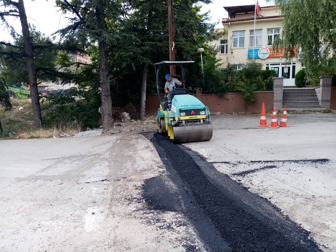 ASefligi's tweet photo. - Ayvaşık Mahallesi Vasfi Berispek Cad.Mekanik Serim Çalışması 
- Muhtelif Cadde Ve Sokaklarda Asfalt Bakım Onarım Çalışması
@atila_celik06 @haliltuncay06 @erolguler06 https://t.co/Xr03N5rCwP