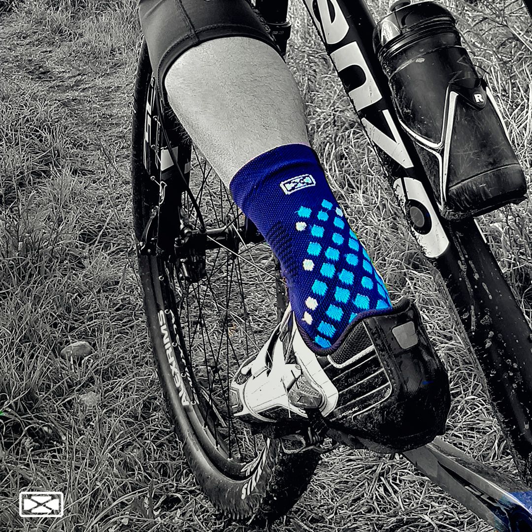 soxmedias's tweet photo. Nuestras #unbreakableshort ideales para todo deporte š“
Modelo: @favisanti
Fotógrafo: @gus.quilodran
#medias #calcetines #socks #sox #sport #deportivas #deporte #soxmedias #soquetesā
#sockstraining #soxtraining #trainingday #cycling #cycle #ciclismo #bikeday #mediasparabiking https://t.co/iX4LRHaFZ4