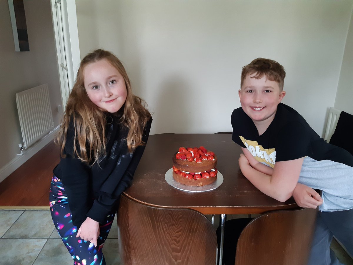CooperRachelA's tweet photo. @timbertreeyear5 Baking cakes for enrichment week 😁 https://t.co/CbmN7wte2O