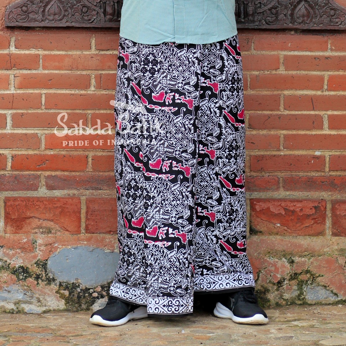 Sabda Batik Giveaway 2 Sarung;
Sarung Sosrokartono full aksara dan Sekar Nuswantara Merah Putih

Syaratnya cukup Retweet pengumuman ini

Pemenang diumumkan tanggal 20 Juli 2020