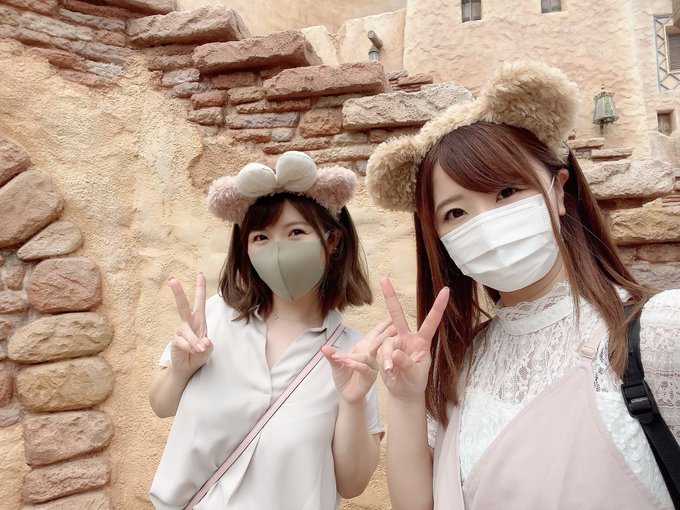 今日はぽちゃんと‼️ディズニーシーに行ってきた～🥺💕 全ての場所でソーシャルディスタンスやマスク着用、アルコール消毒の対策が徹底されてた😳色々考えて再開してくださったんだなぁって感じた😭✨ 久しぶりにパークの空気を(マスク越しに)吸えて幸せだったな～☺️✨✨<a href="/tag/%E5%BD%BC%E5%A5%B3%E3%81%A8%E3%83%87%E3%83%BC%E3%83%88%E3%81%AA%E3%81%86%E3%81%AB%E4%BD%BF%E3%81%A3%E3%81%A6%E3%81%84%E3%81%84%E3%82%88"class="tags"><span>#彼女とデートなうに使っていいよ</span></a>