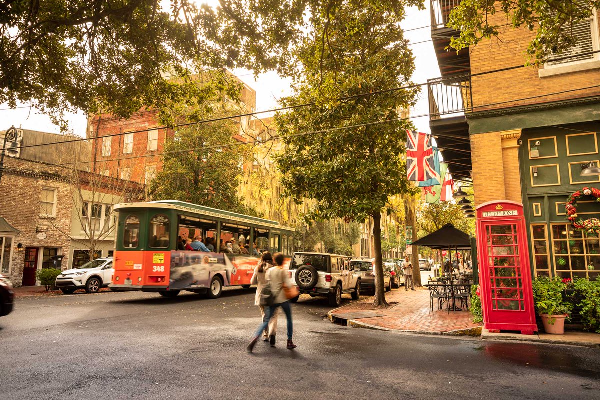 It’s particularly known for its historic architecture and moss-draped oaks. But Savannah isn’t mired in the past. It's fresh and creative, with contemporary galleries and quirky cafés — its food scene, in fact, has attracted ...
ow.ly/6Mrm50AwOce davenporthousemuseum.org