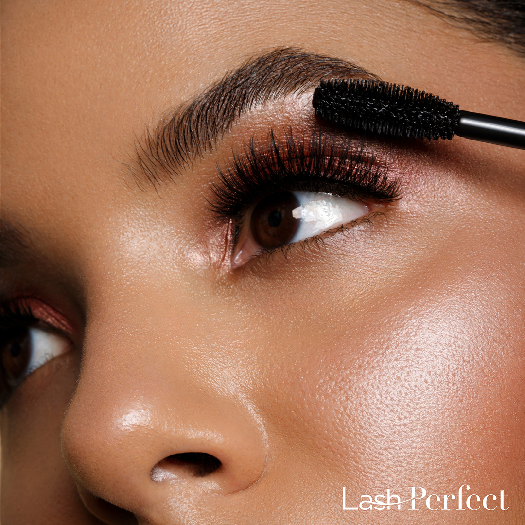 Stronger lashes after lockdown? We have you covered. Our black mascara with lash enhancement serum combines a 
high-quality mascara with an enhancing peptide for 35% increase in lash density within 6 weeks! 

#EyelashExtensions #BeautyBarKnightsbridge #MicrobladingLondon #Beauty