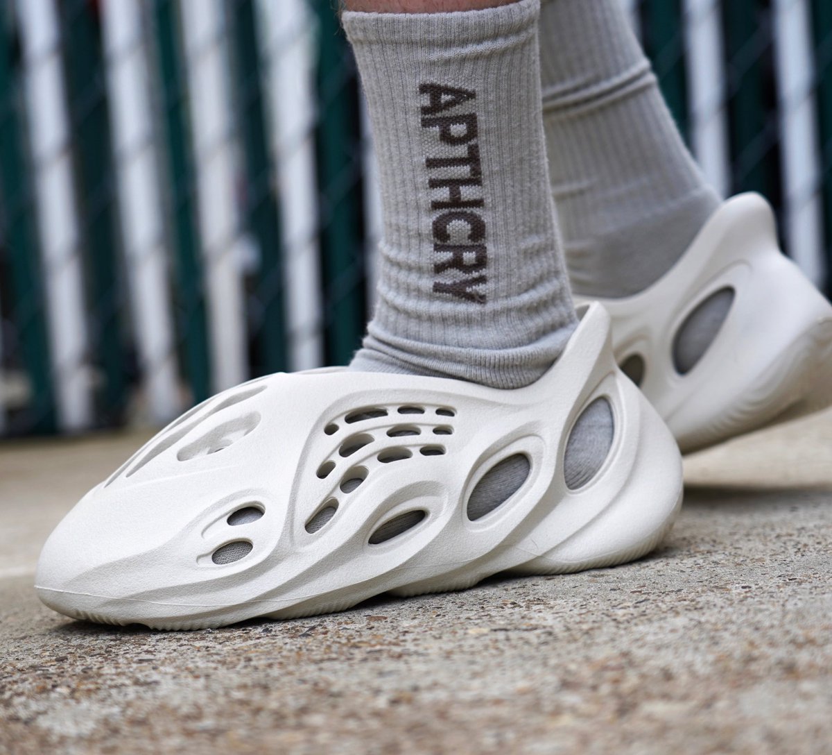 show me earth shoes