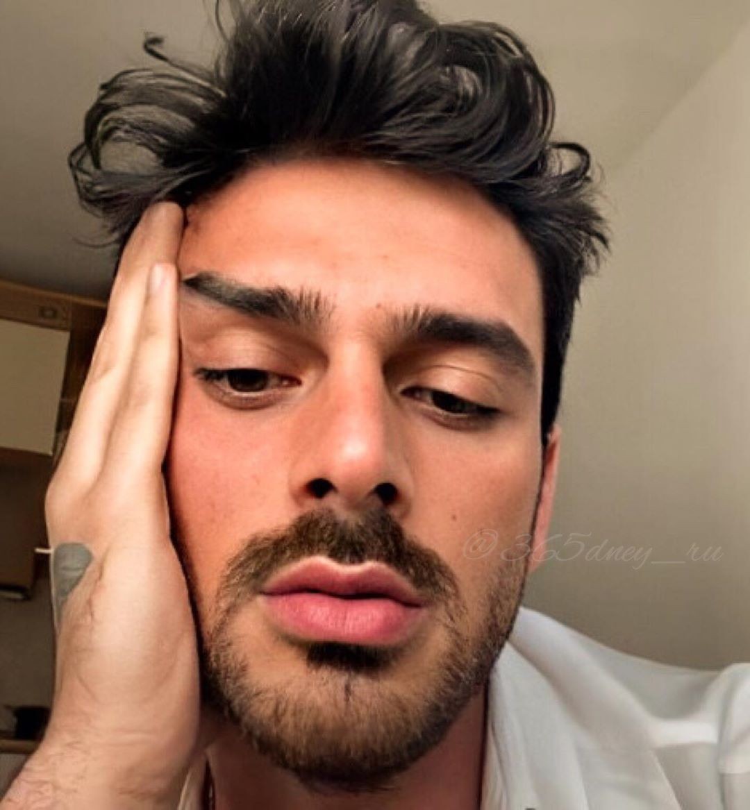 morroneoficial's tweet photo. 👀 #MicheleMorrone https://t.co/Y0y7dYyT0y