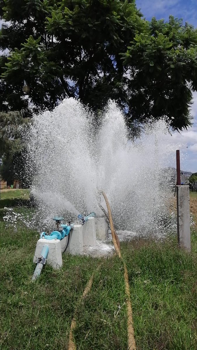 AlfonsoAngelVa2's tweet photo. Con el objetivo de brindar un mejor servicio a toda la población de San Antonio de la Cal, se le dio mantenimiento al pozo del llano, la cual es una importante obra ya que está ha sido demandada durante 2 años y que permitirá garantizar el abasto de agua de nuestra comunidad. https://t.co/A1KMFu0RA1