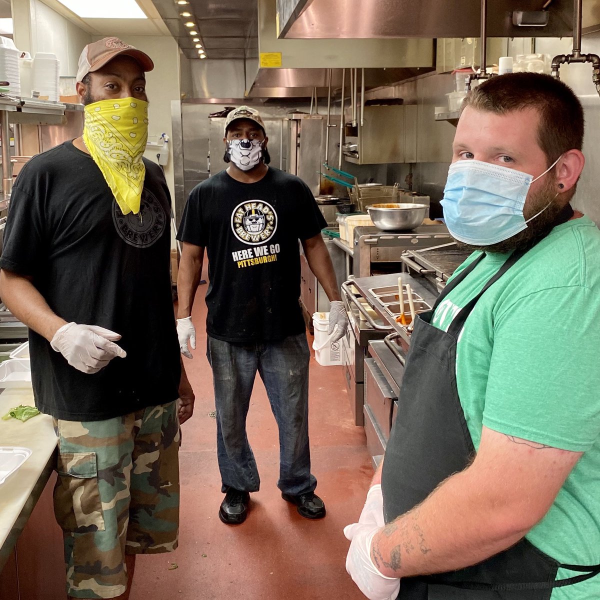 Fat Heads Pittsburgh tweet media