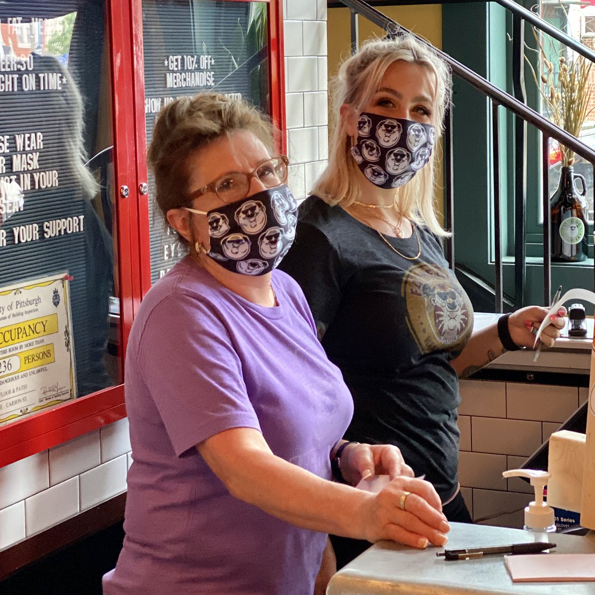 Fat Heads Pittsburgh tweet media