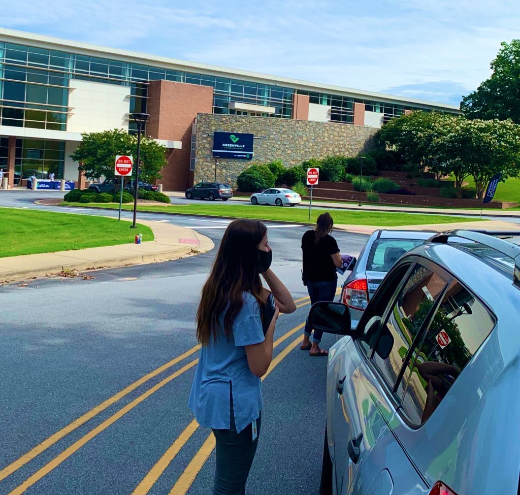 GVLPledge's tweet photo. The @CityGreenville is hosting a mask distribution event tomorrow, July 14, at the Greenville Convention Center from 8 a.m. to noon. #GreaterGVLPledge signage materials will also be distributed. To be eligible, businesses are required to sign the pledge on our website. https://t.co/PmAegQlJCa