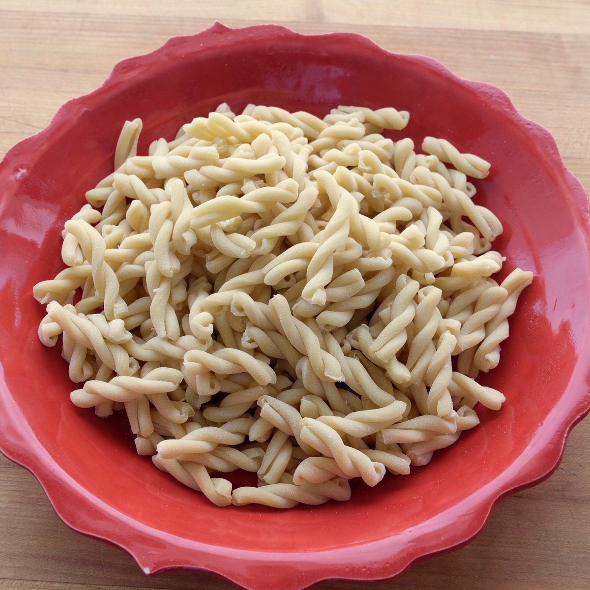 Say hello to the new kid on the Mercato menu - fresh, house-made pasta! From now on we’ll be offering three great varieties to choose from: local organic wheat and egg; local organic spelt; and artisanal Italian semolina!
