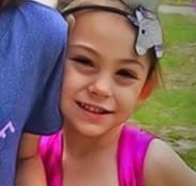 PrayerHarbor's tweet photo. URGENT MISSING URGENT 

Naomi Rose Herring. Last seen in Madison, Florida. Officials say the mother told them the child went missing from a motel room. Call 911 with any info. 

Retweet and Pray. Likes don’t get this circulating. https://t.co/UGiFnTxyAI
