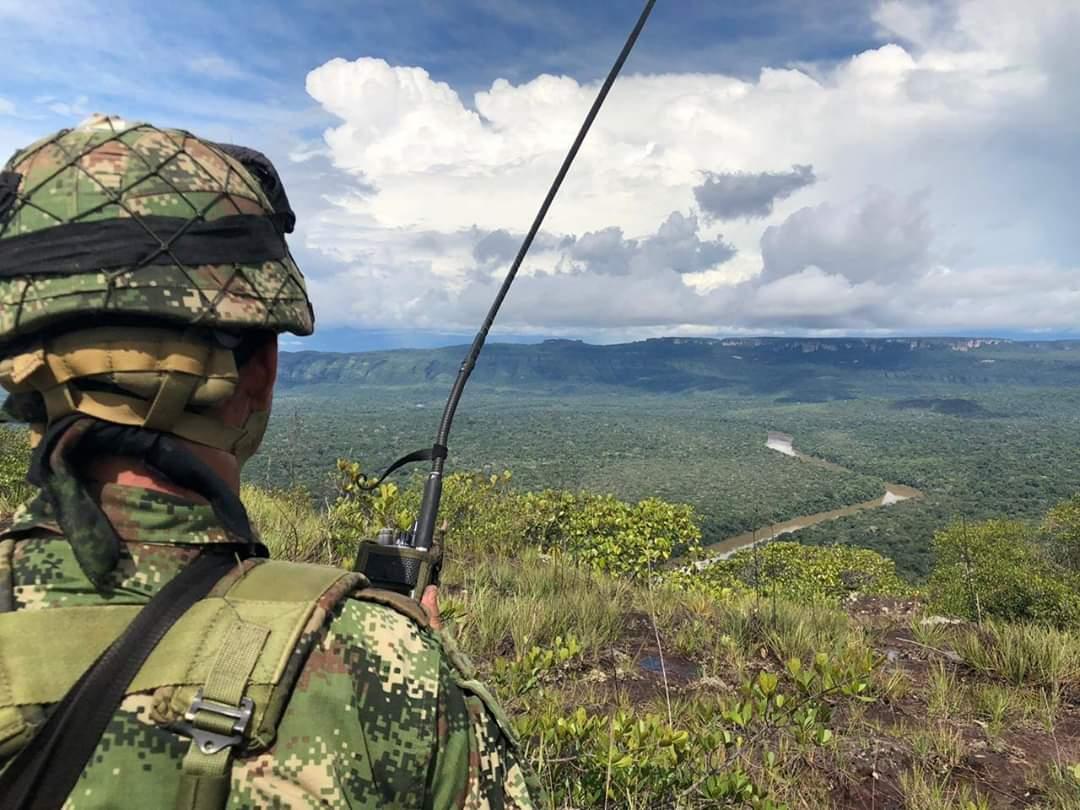 solagudelo30's tweet photo. Desde algún lugar de nuestra amada república de Colombia nuestros soldados estarán hay EJC ARM FAC https://t.co/RDnL21Vmo2