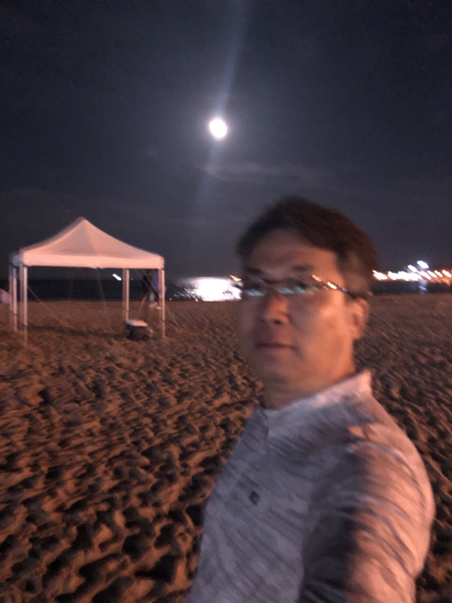 lostworld2016 tweet picture