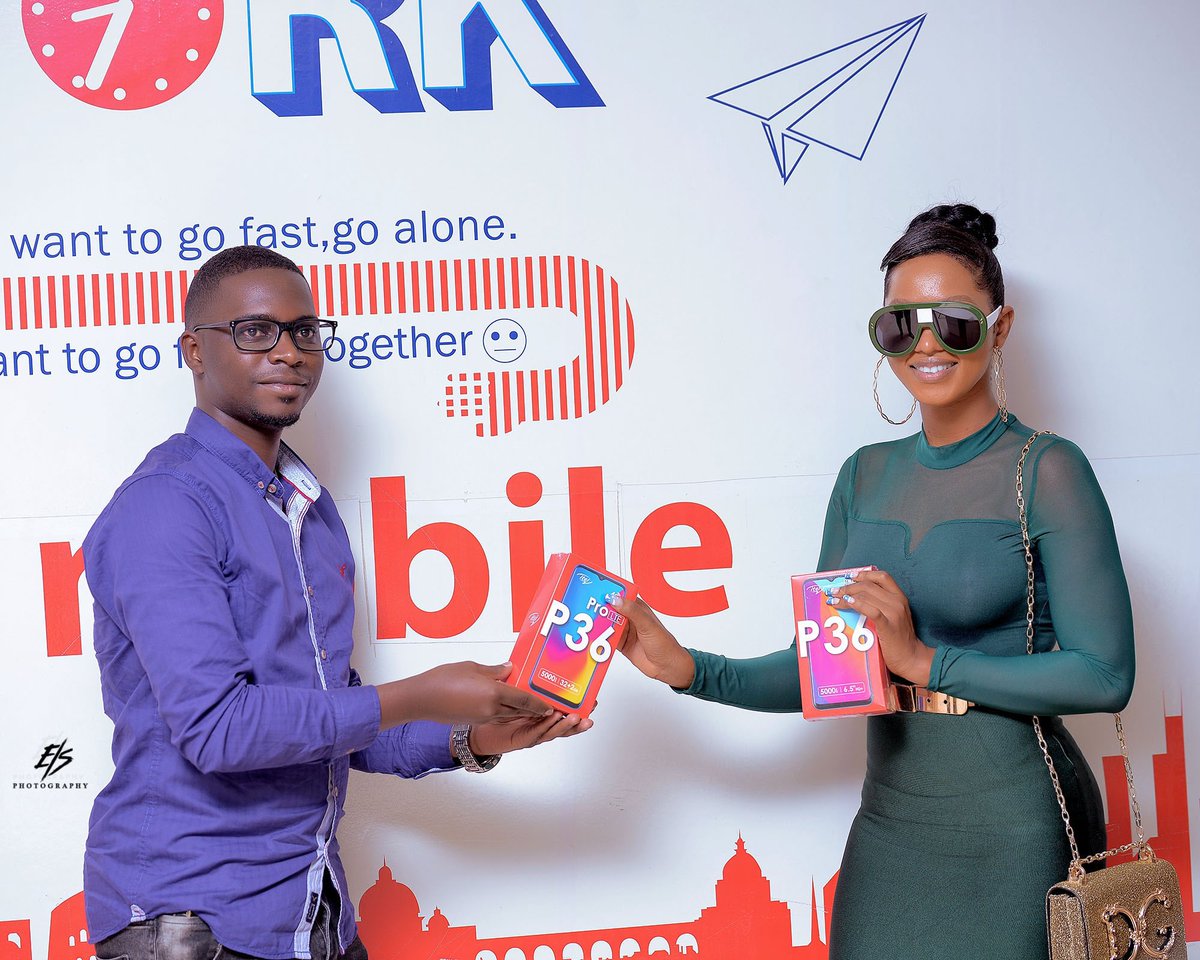 SpiceDianaUg's tweet photo. I have a new family fam 🥰
I am so glad I will be working with @itelMobileUG on the amazing latest p36 &amp; p36 pro . The most exciting part is that it has a strong battery that you will need to experience yourself . Grab yours at a nearby itel shop . Got myself two of them https://t.co/DLzOUnKcgL