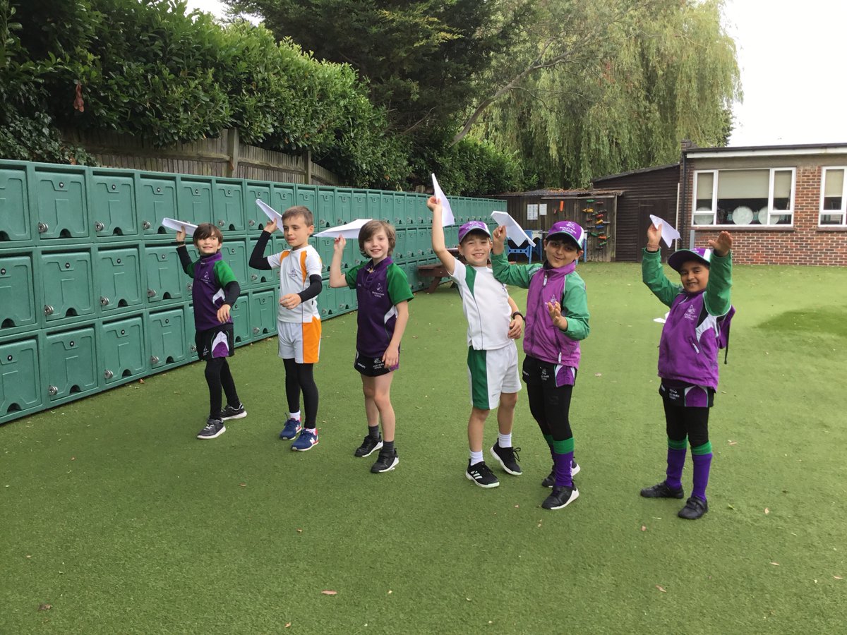 BickleyParkSch's tweet photo. As we move through the holidays we hope to share more of the great work that has taken place through #BPS@home and #BPS@school and celebrate all aspects of our #BPScommunity
The keyworker bubble has been a cheerful bunch all term supported by dedicated staff #keyworkerschool https://t.co/LVSWUklTl8