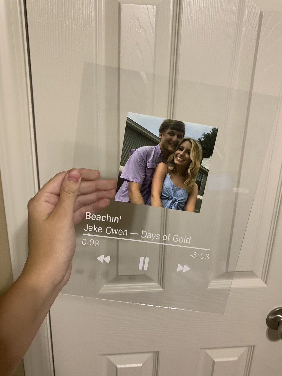 jadesdecals's tweet photo. Hey guys! I am getting a ton of orders for the album covers. If you want yours in the first round- it must be paid by tonight!❤️ https://t.co/u3BiGlJSZy