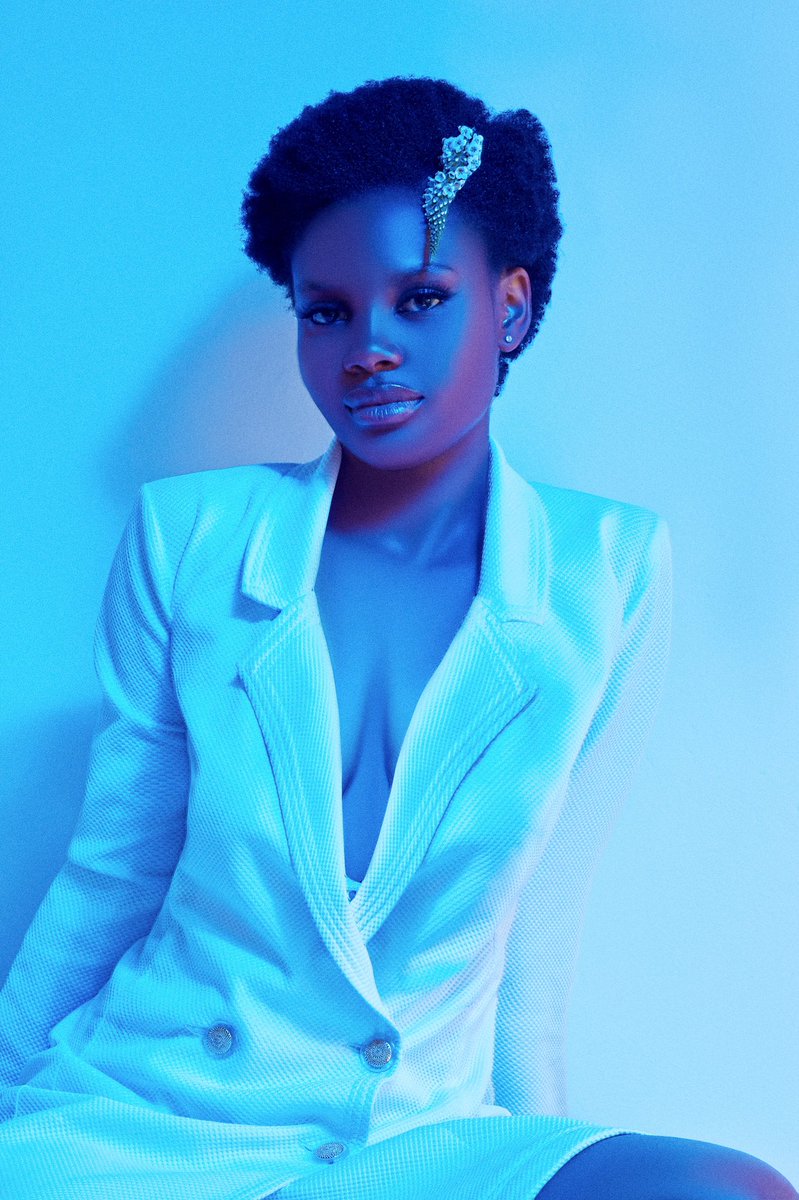 lecyrilncubeco's tweet photo. Some worlds are still beautiful and purely magnificent. (Instagram saw it first )
Model: its_amandah_
#beauty #fashion #fashionportrait #blackandbeautiful #melanin #makeup #makeupartist #beautiful #editorial #zimmodel #model #canon #canonphotography https://t.co/lvoSM6OYIN