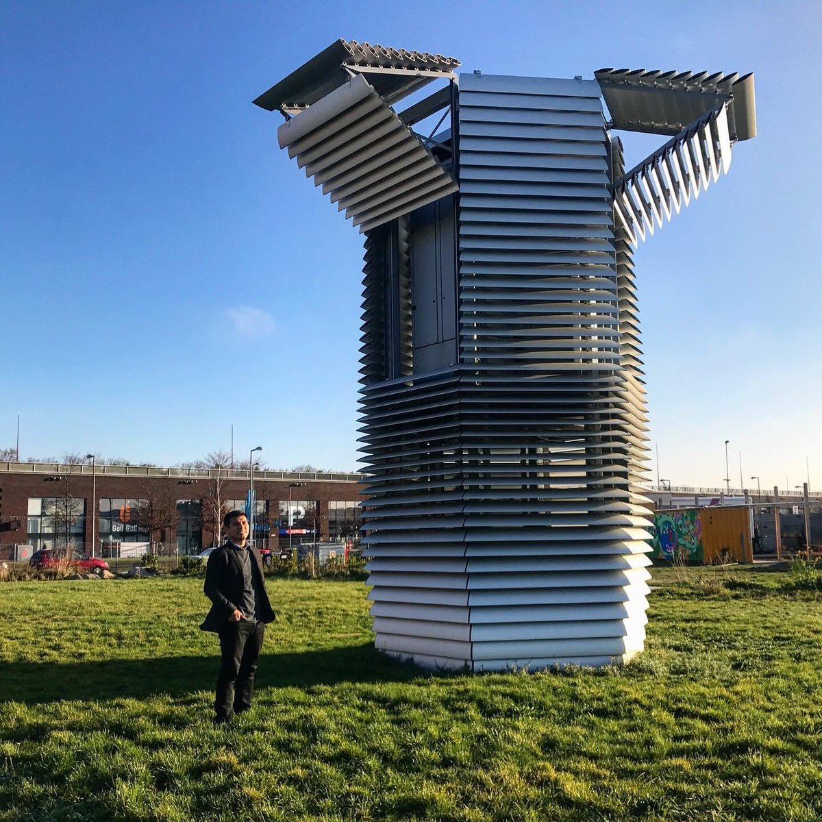 duque_d's tweet image. Change is coming, whether you like it or not. - World's first smog vacuum cleaner which creates clean air parks. #climatechange #green #duque #engineer #environment  #zeroemissions #greentech