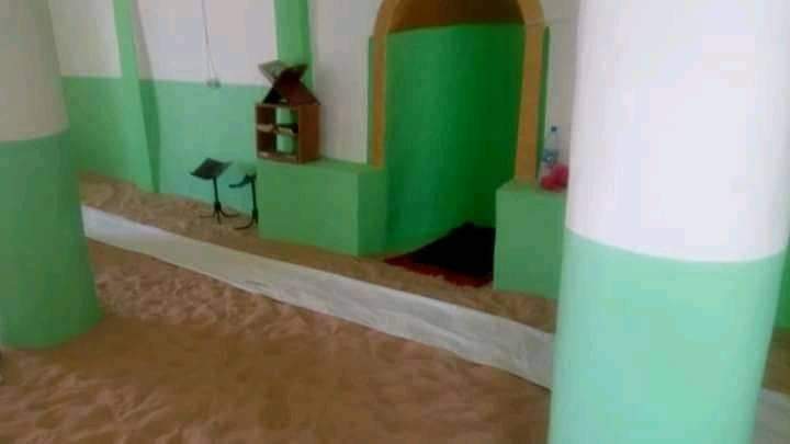 ElouedTime's tweet photo. عودة جامع بلالة بعد إعادة ترميمه من جديد الواقع بين الطريفاوي والزقم للصلاة والذكر بعد غياب دام 40سنة فالله الحمد من قبل ومن بعد https://t.co/QjZt6EhuhP