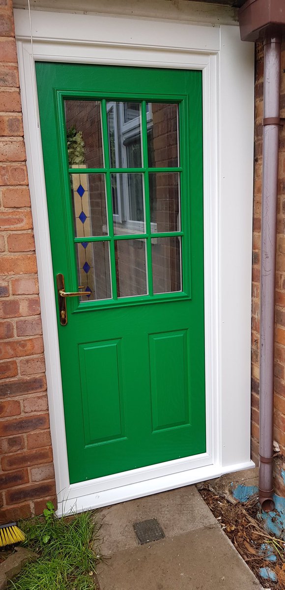 ClairsDoors's tweet photo. Hello
Before and after pictures of some composite doors fitted in walsall today #doorco #vertuoso #staffordshire #windowsdoors
01785 714554 https://t.co/FnAkQ0kRoB