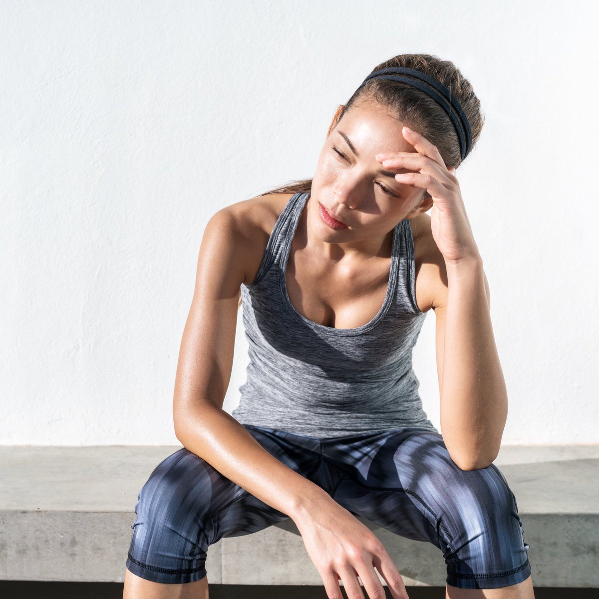 GetWaterNow's tweet photo. Know the sign of heat exhaustion. If you’re feeling nauseous or have a sudden headache while outside, you’re most likely past the point of being dehydrated. Take a break and find a a cool shaded area, preferably indoors, to rest in until you start feel better. #heatwave https://t.co/47xv7b5HP4