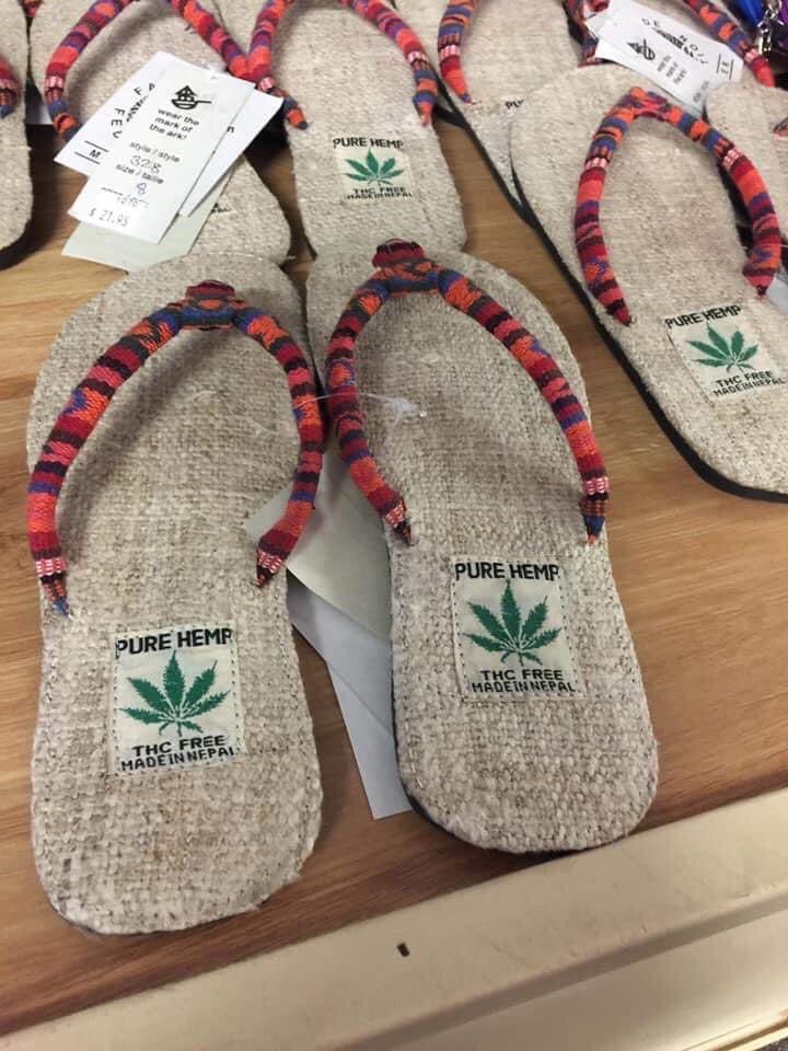 AatmaDusta's tweet image. This is an organic slipper made by the twigs of weed (marijuana) .plant 🍁🍁🍁.. #made_in_nepal
#legalize_nepal
