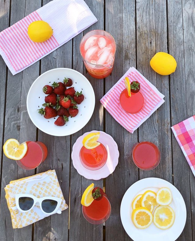 Easy peasy, (strawberry) lemon squeezy 🍋 Pop over to the blog for Kara's irresistibly refreshing Strawberry Lemonade recipe. A simple way to sweeten up any day or celebration at home. Click here to read  — cheers! bakingwithkara.karascupcakes.com #bakingwithkara #KarasCupcakes