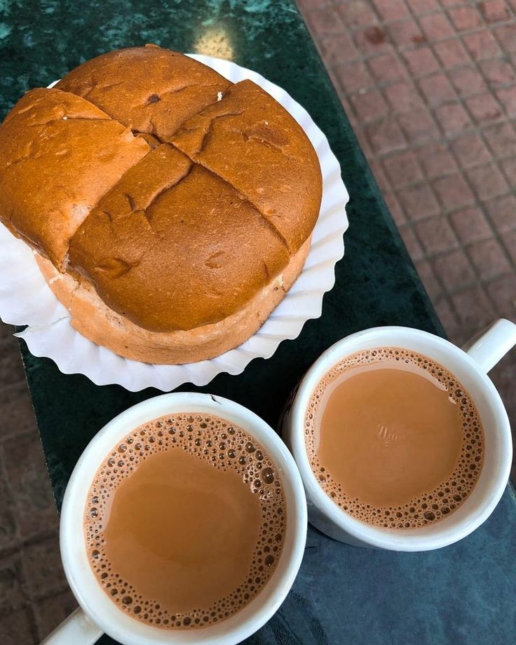 Vada pav and bun maska