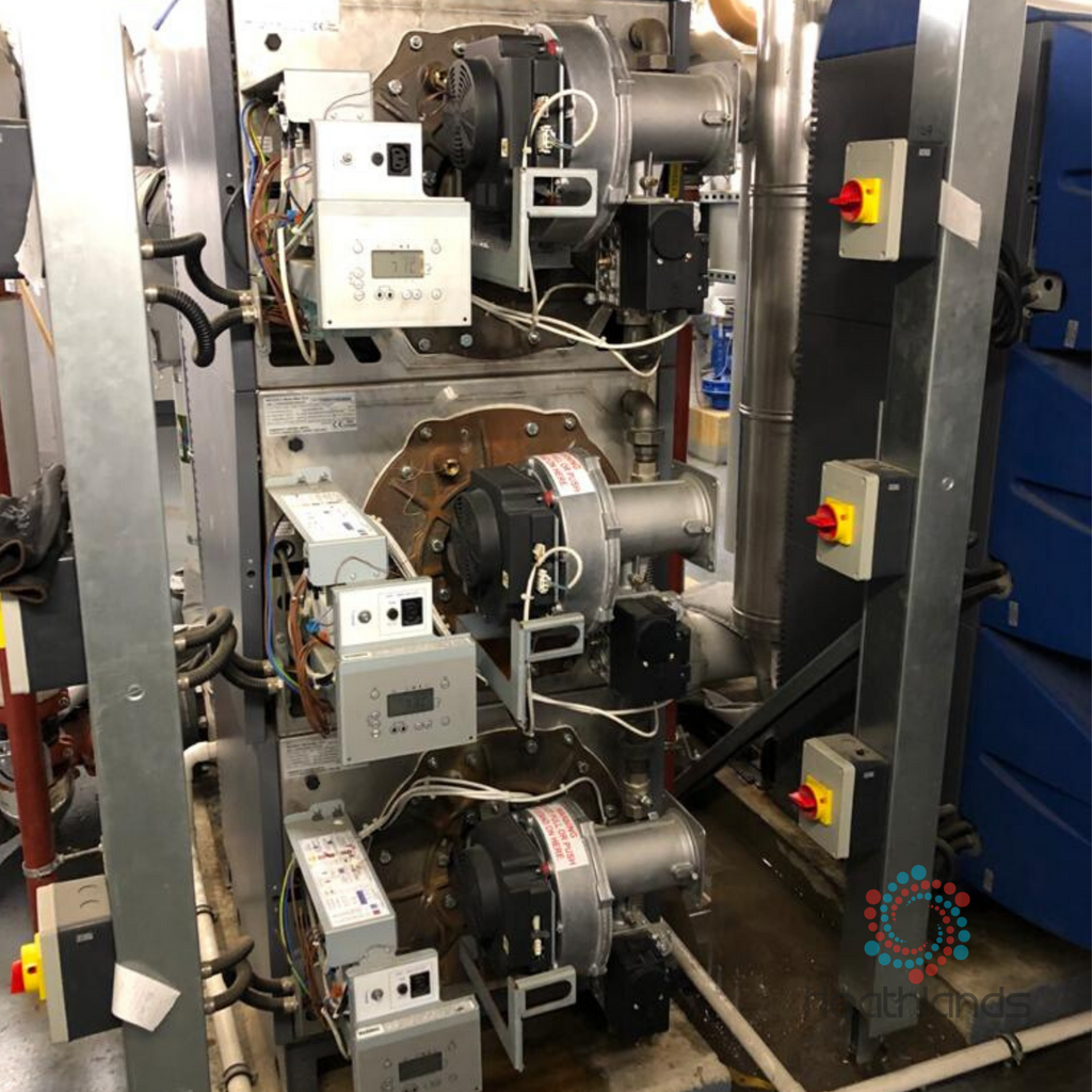 HeathlandsHeat2's tweet photo. We de-scaled the dry and wet side of these boiler modules as part of their 5-year maintenance. Maintenance is very important to keep commercial boilers running efficiently! https://t.co/ciZLGzwxDm