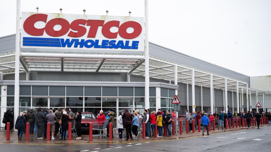 threevillage's tweet photo. @blackoutpete @AdventureDriven @WDWNT Costco has 3 million members a day shop at their stores - WDW Magic Kingdom’s max capacity is 90,000 per day, but now is limited to allow 25% (or 22,500)to  enter each day in a much larger outdoor space, &amp; where rides get cleaned after each use https://t.co/v4i0vUnuih