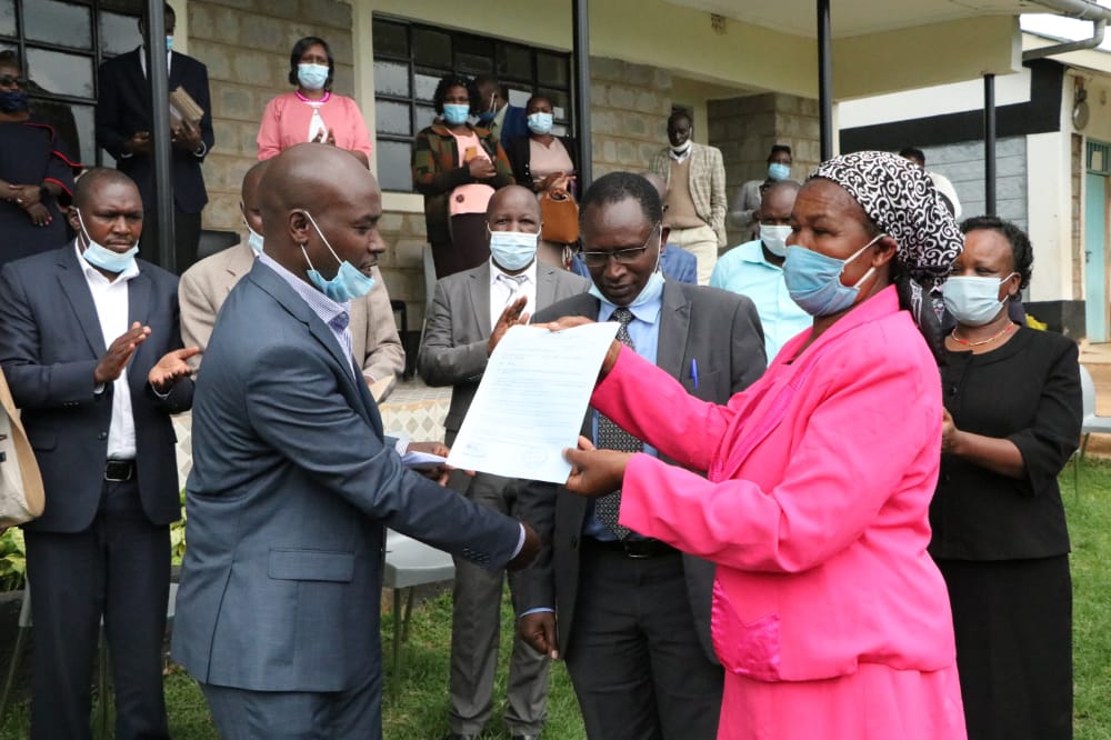 BarchokHillary's tweet photo. Issued appointment letters to 531 ECD teachers at our five Sub-Counties today. My administration has now employed a total of 1200 ECD teachers on PNP terms with a payrise. It is my desire to improve their welfare. 

More info. https://t.co/LixuTc2t8y https://t.co/SPd7HNLY8D