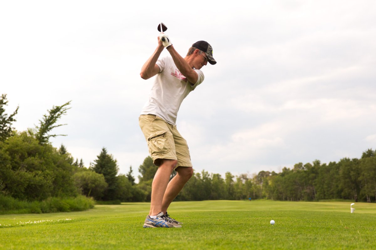 TravelManitoba's tweet photo. Adventure awaits in Central Manitoba! Hit the links, find Manitoba-grown produce fresh from the farm, or discover new experiences in ample wilderness.
Visit https://t.co/XsMNfN9Ns0 to plan your best summer ever!
#ExploreCMT #exploremb #TMBpartner #staysafe https://t.co/SwkcheRWp4