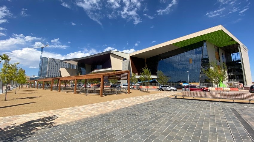 AvenereCladding's tweet photo. Interior work is underway at Oklahoma City Convention Center, designed by @Populous with general contractor @Flintco, while exterior #cladding installation of #NeaCera has come to a close.
https://t.co/gR3WCzg6Rw
#ExteriorDesign #Rainscreen #Facades #Architectural #OklahomaCity https://t.co/3g6VNBi0er