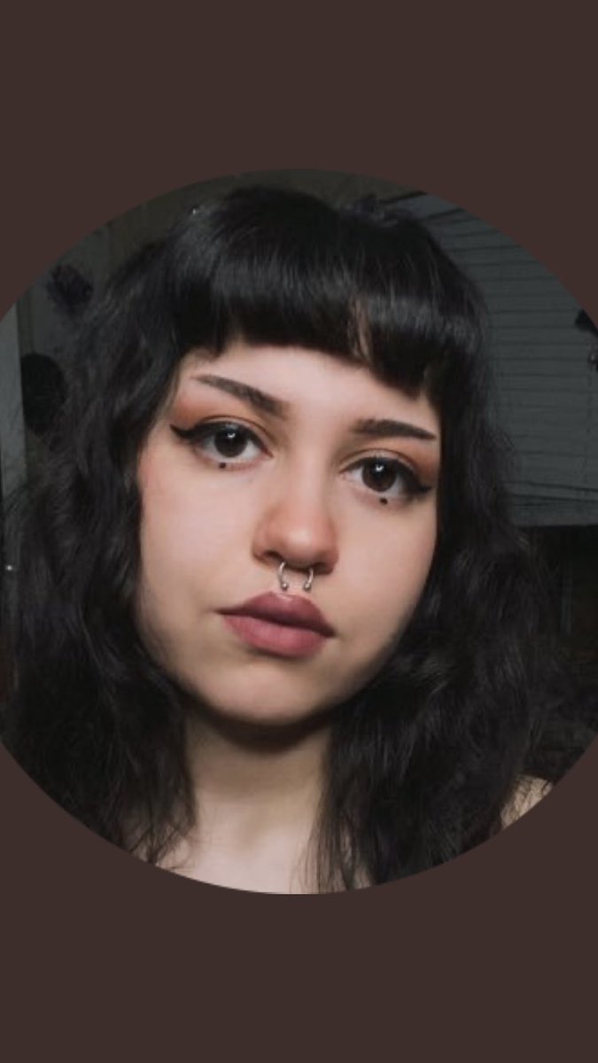 TheeSimmer's tweet photo. @Mardicus This ya bitch? Come pick her ugly little bang, cheap makeup having ass up https://t.co/ALuEySOOLW