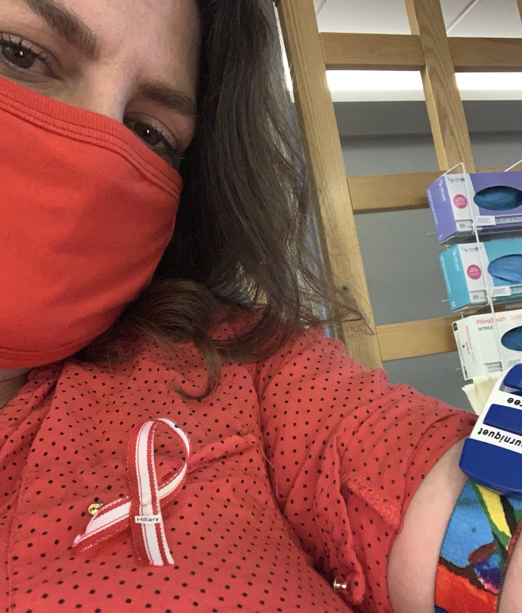 StartWithHills's tweet photo. My mommy hasn’t been out of the house by herself in a year.
She went out today to #giveblood to @LifelineOTT. I’m really proud of her. Thanks for saving a life today, mama. #StartWithHillary & just try. Only 4% of people in #Canada who can, do, and that’s a low number. #momdidit https://t.co/wcqeRTi36h
