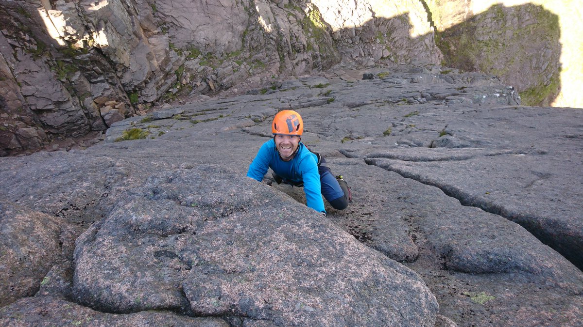 mzchambers's tweet photo. What a day!Cairngorm classic rock routes in a days was amazing!! 6 classic routes from Lochnagar to Cairn Lochan. All with great climbing and character #Cairngormclassicrockroutes #climbing #cairngorms #adventure #classicrock #rockclimbing #ukclimbing
https://t.co/kGVVH4MlAt https://t.co/Q6iS8cn5IB