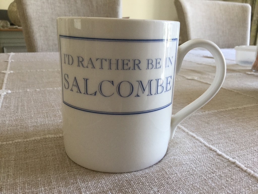 AlisonBlay's tweet photo. @cricketwyvern - and did you have coffee at Gara Rock? Very envious! https://t.co/4x34Y1izz8