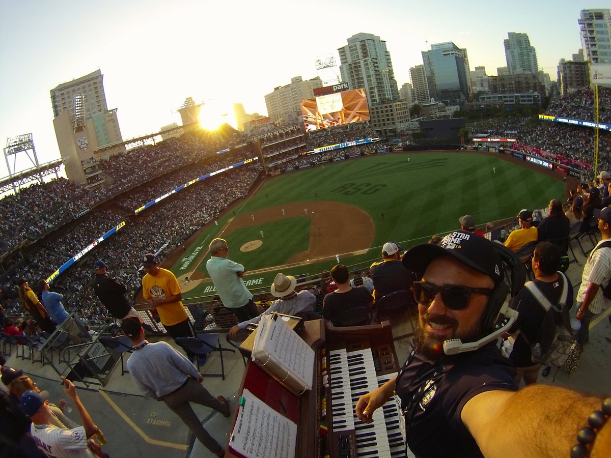 Bobbycressey's tweet photo. #ASG2016 memories https://t.co/ZgMkGUtxQx