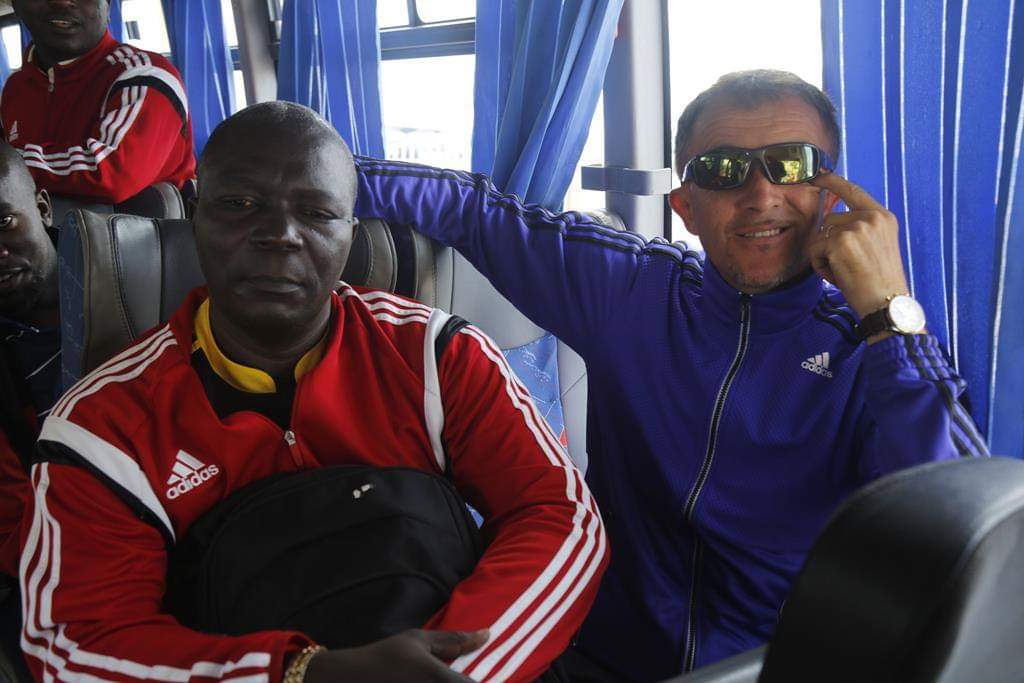 townfarfredo's tweet photo. On this day 3 years ago, The then Uganda 🇺🇬 Cranes coach #Micho took the Cranes to South Sudan 🇸🇸 In 2017 for a #CHAN2018 qualifiers
The Cranes Team was by then booked at Land Mark Hotel
The game ended 0-0 with Geoffrey Serunkuma missing a penalty saved by Khemis Daniel Dak 🇸🇸 https://t.co/3DCdk086sT