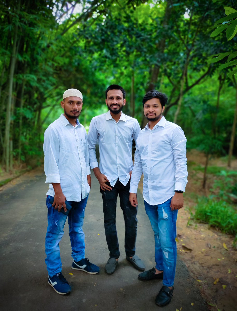 Sazal500's tweet photo. Sometimes being with your best friend is all the therapy you need 

B R O T H E R 💕

@Faysal_50 @Sazal500 @HrShuvo50 https://t.co/tkyoOLPgim