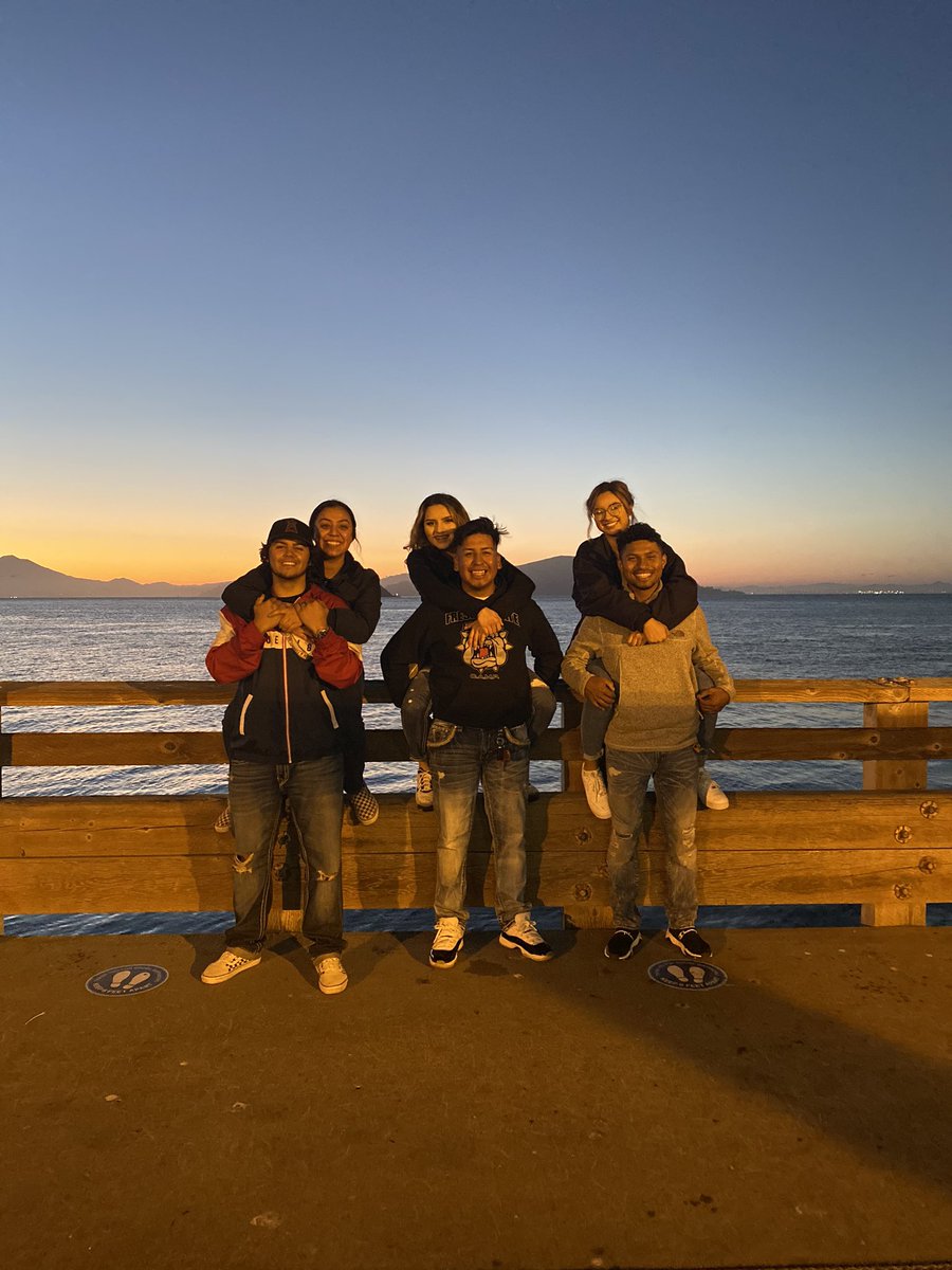 Alex02Jay's tweet photo. Memory making weekend w my beautiful girl and friends https://t.co/t7Cvsr2t7N
