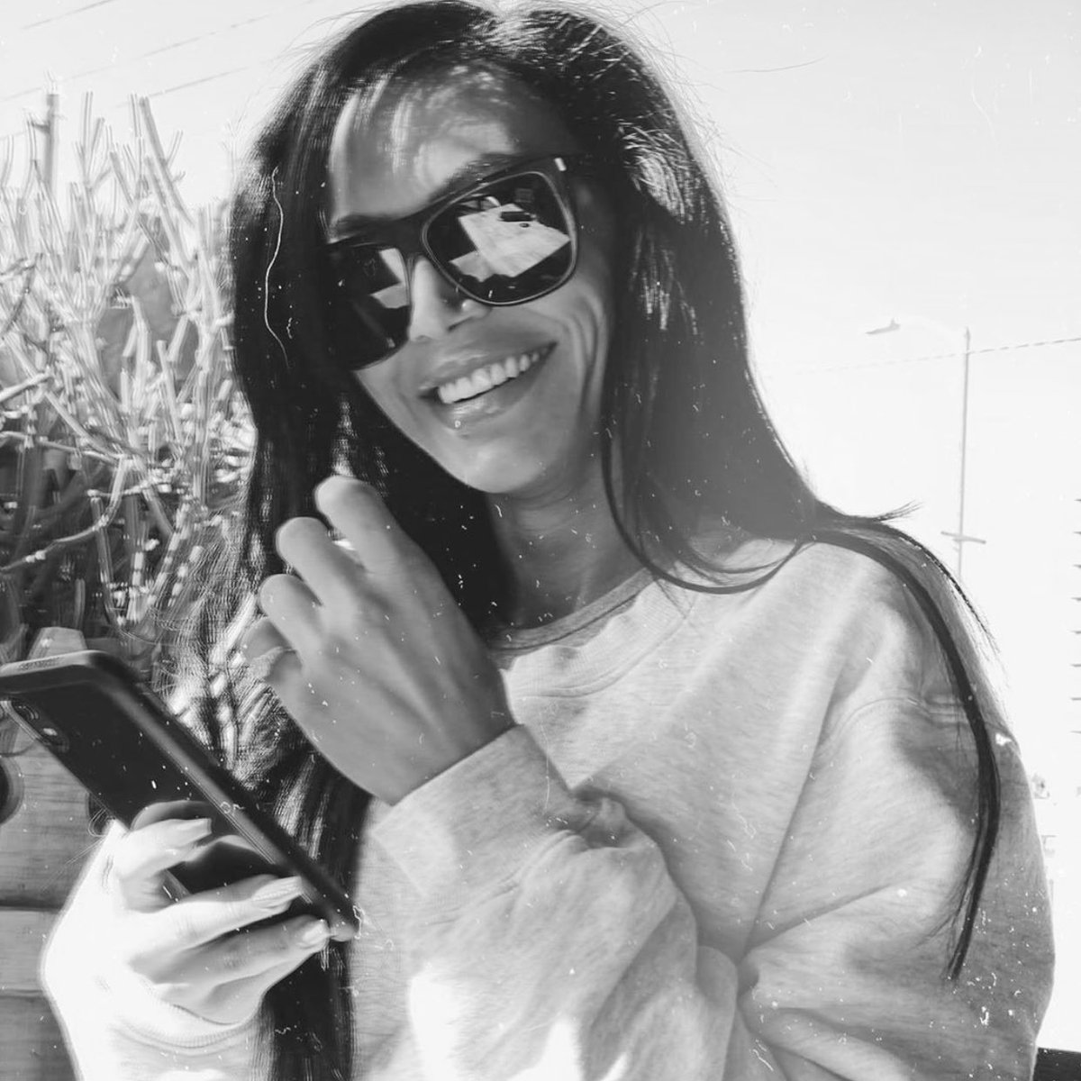 ameliaswebb's tweet photo. Naya was a caring mother, a loved daughter, a powerful talented woman, an idol to many, and a beautiful soul. Remember her for all of these things, don’t make this tragic situation into a trend. Show her the respect and love she and her family deserve https://t.co/QSMWYRuz2F